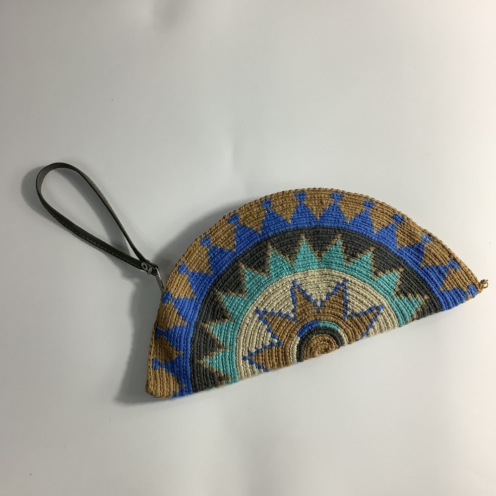 Meraki Wayuu Half Moon Clutch Bag Wristlet Handwoven Purse